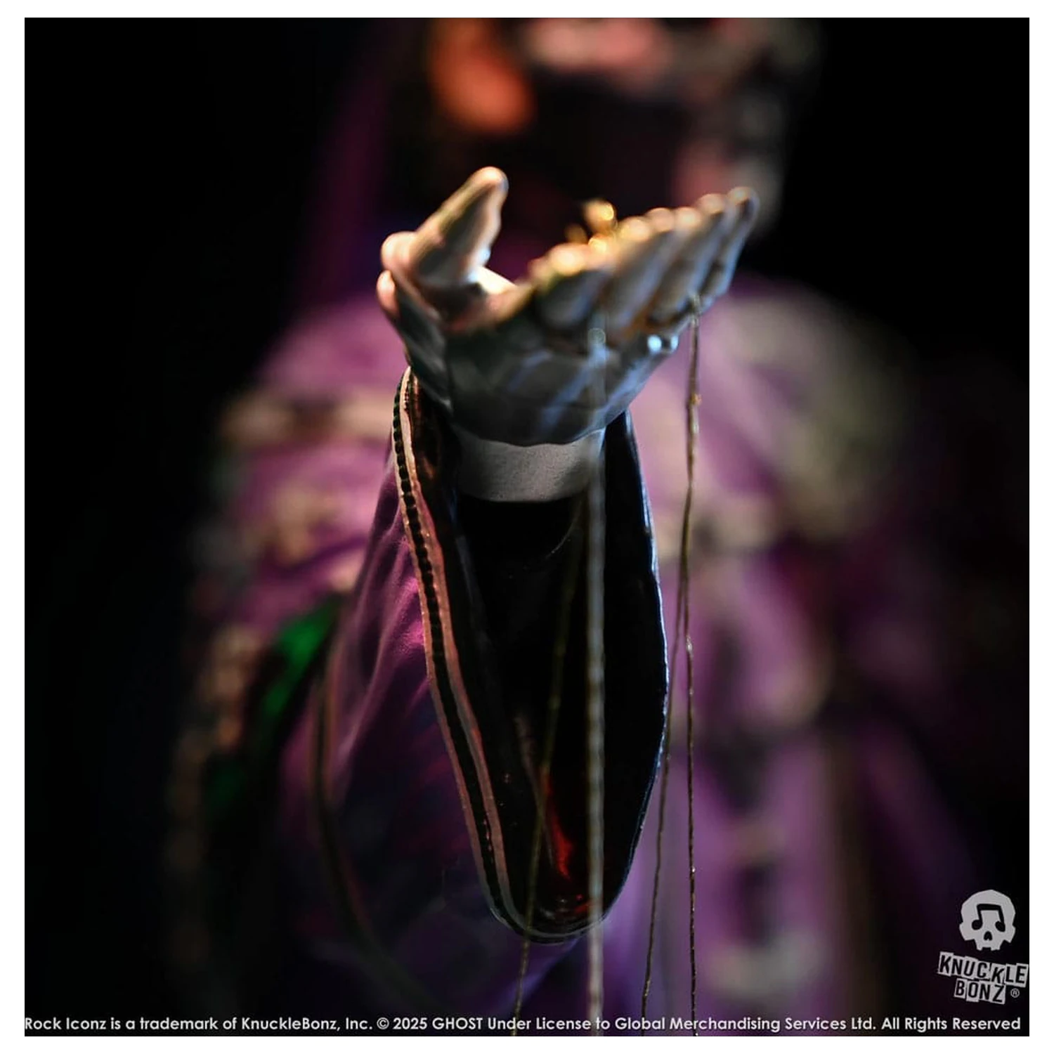 Ghost Rock Iconz Statue Papa V Perpetua Purple Robes 22 cm product photo