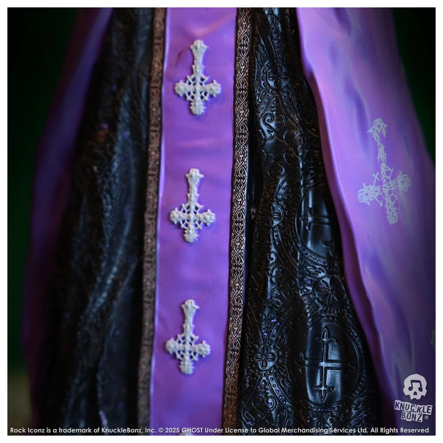 Ghost Rock Iconz Statue Papa V Perpetua Purple Robes 22 cm product photo