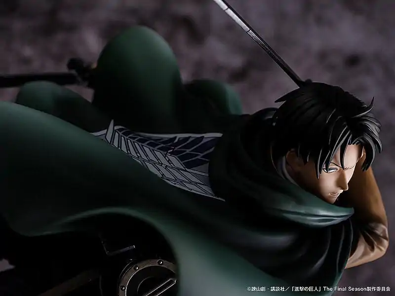 Attack on Titan PVC Statue 1/6 Humanity's Strongest Soldier Levi 23 cm termékfotó