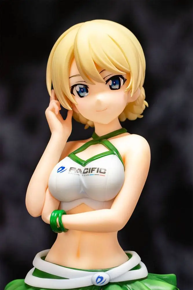 Girls und Panzer der Film x Pacific Racing Team Statue 1/5 Darjeeling Race Queen Ver. 31 cm product photo