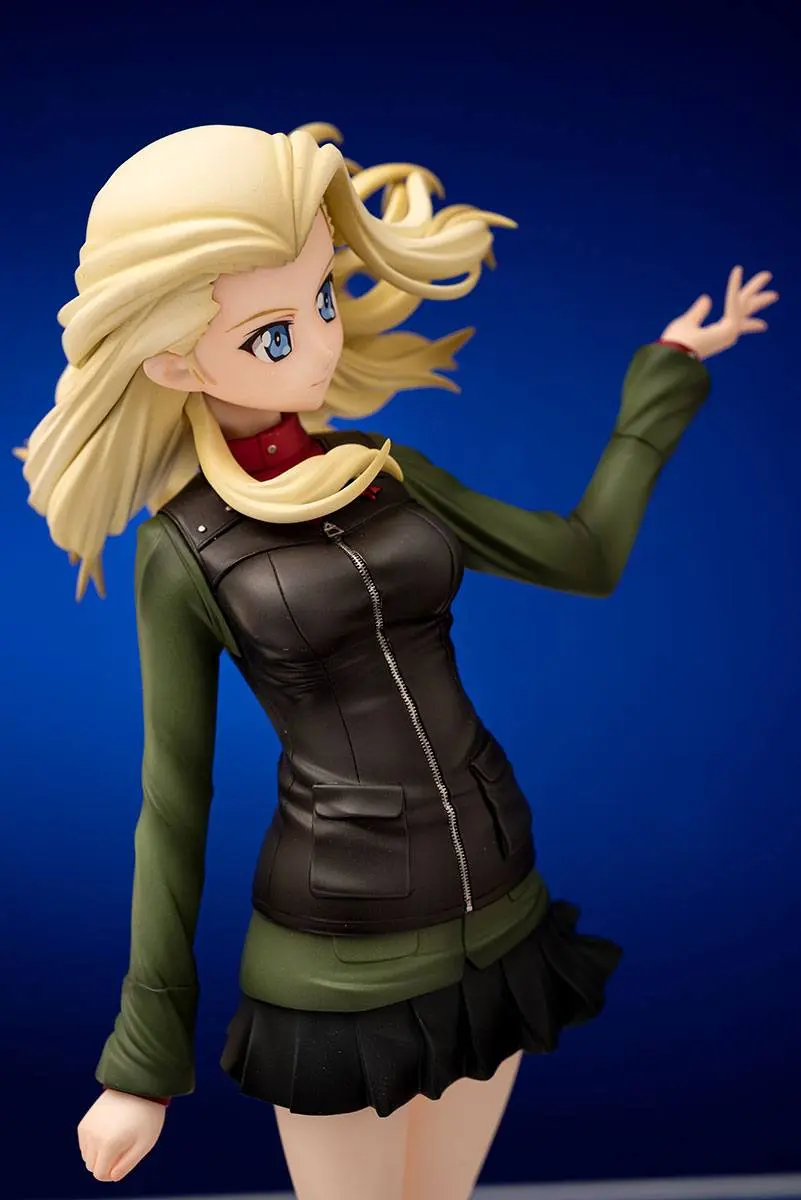 Girls und Panzer der Film PVC Statue 1/7 Klara 24 cm product photo
