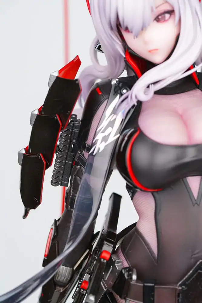 Goddess of Victory: Nikke Hobby sakura x GNFZ TOYZ PVC Statue 1/4 Scarlet: Black Shadow 43 cm product photo