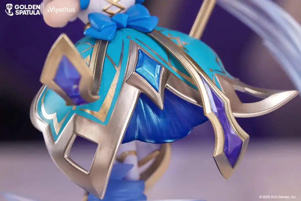 Golden Spatula PVC Statue Prestige Perfume Gem Chibi Janna Figure 17 cm         product photo