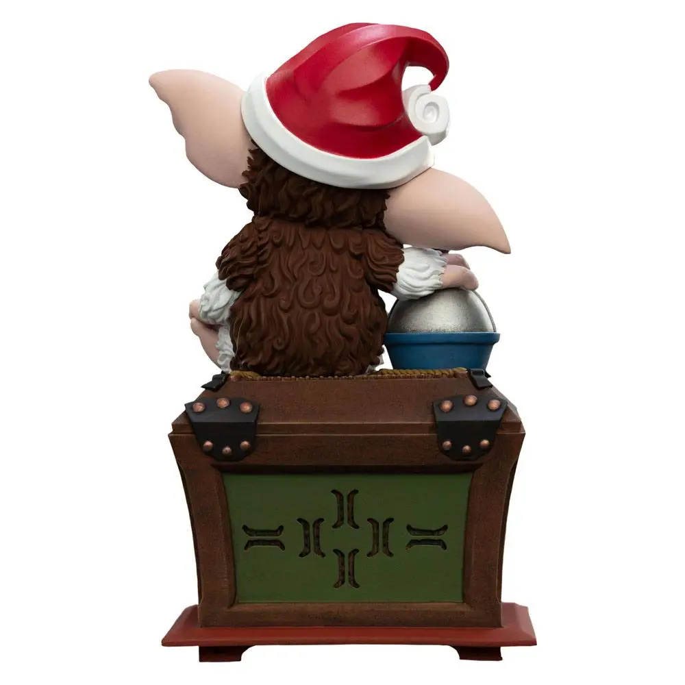 Gremlins Mini Epics Vinyl Figure Gizmo with Santa Hat Limited Edition 12 cm termékfotó