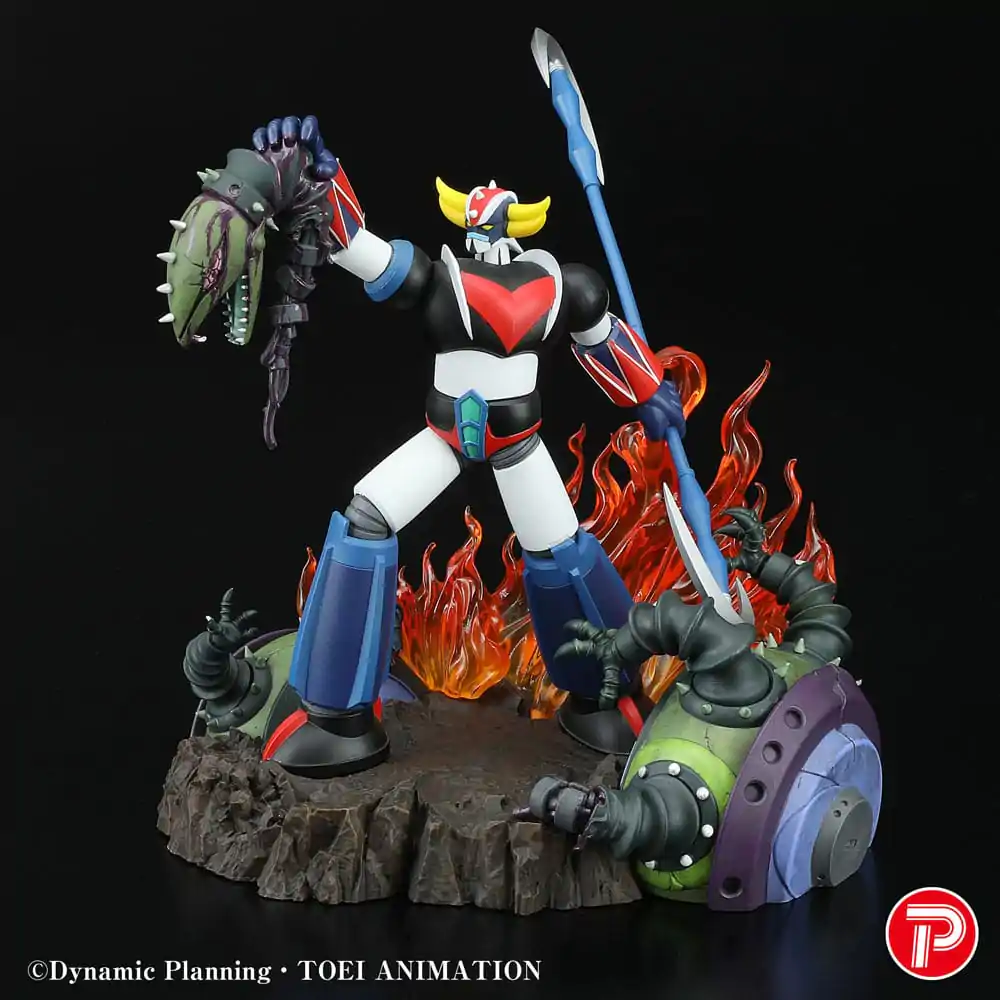 Grendizer Scene Selection 01 PVC Statue Grendizer a cry of Victory 14 cm     product photo