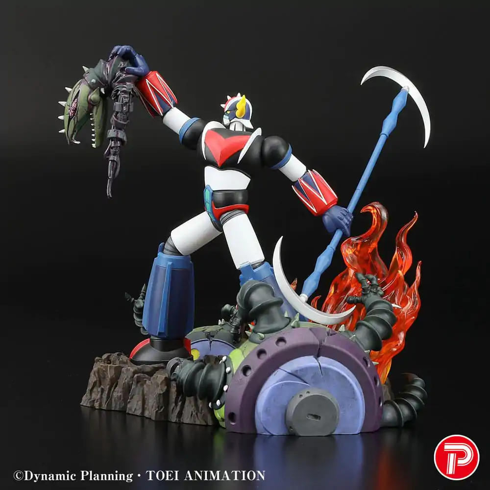 Grendizer Scene Selection 01 PVC Statue Grendizer a cry of Victory 14 cm     product photo