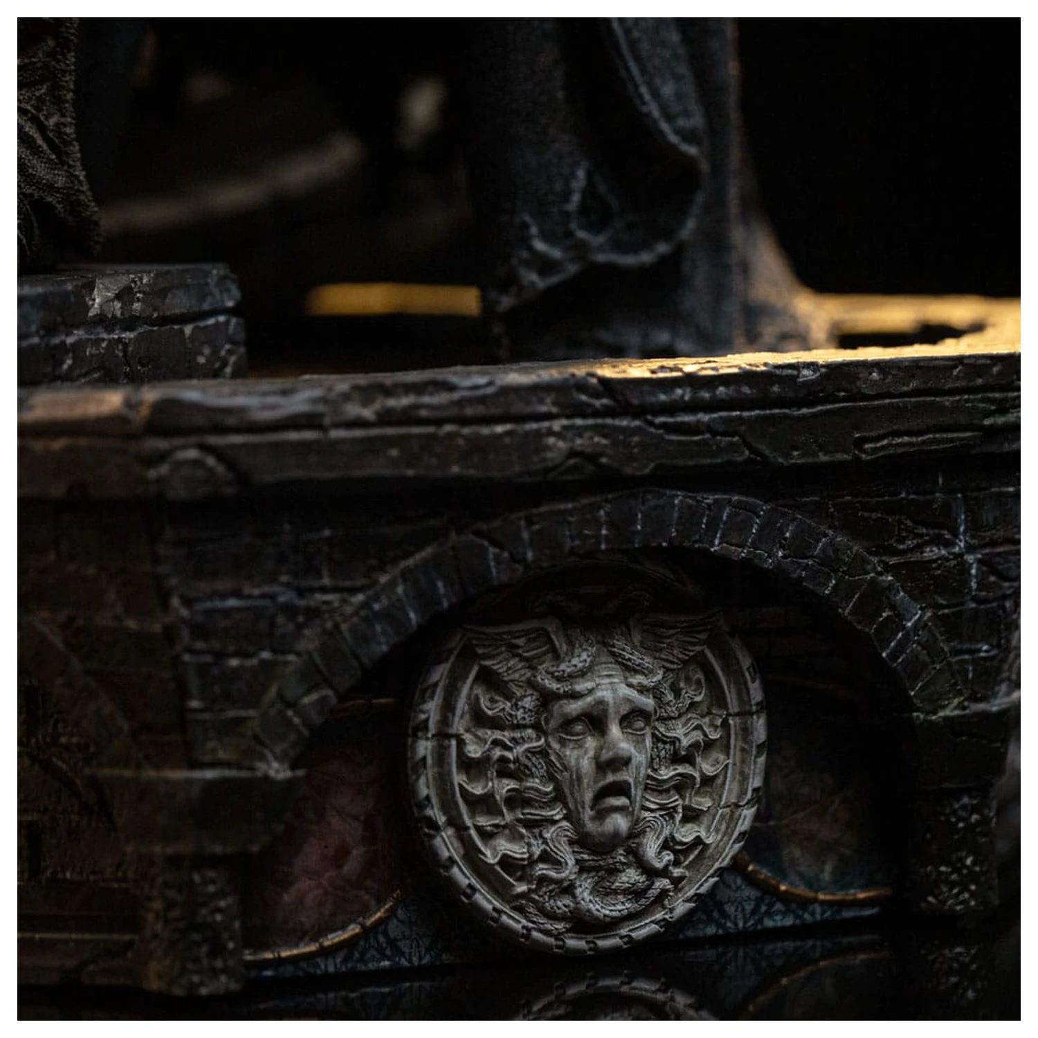 Guillermo Del Toro's Art Scale Statue 1/10 Frankenstein's Monster 24 cm product photo