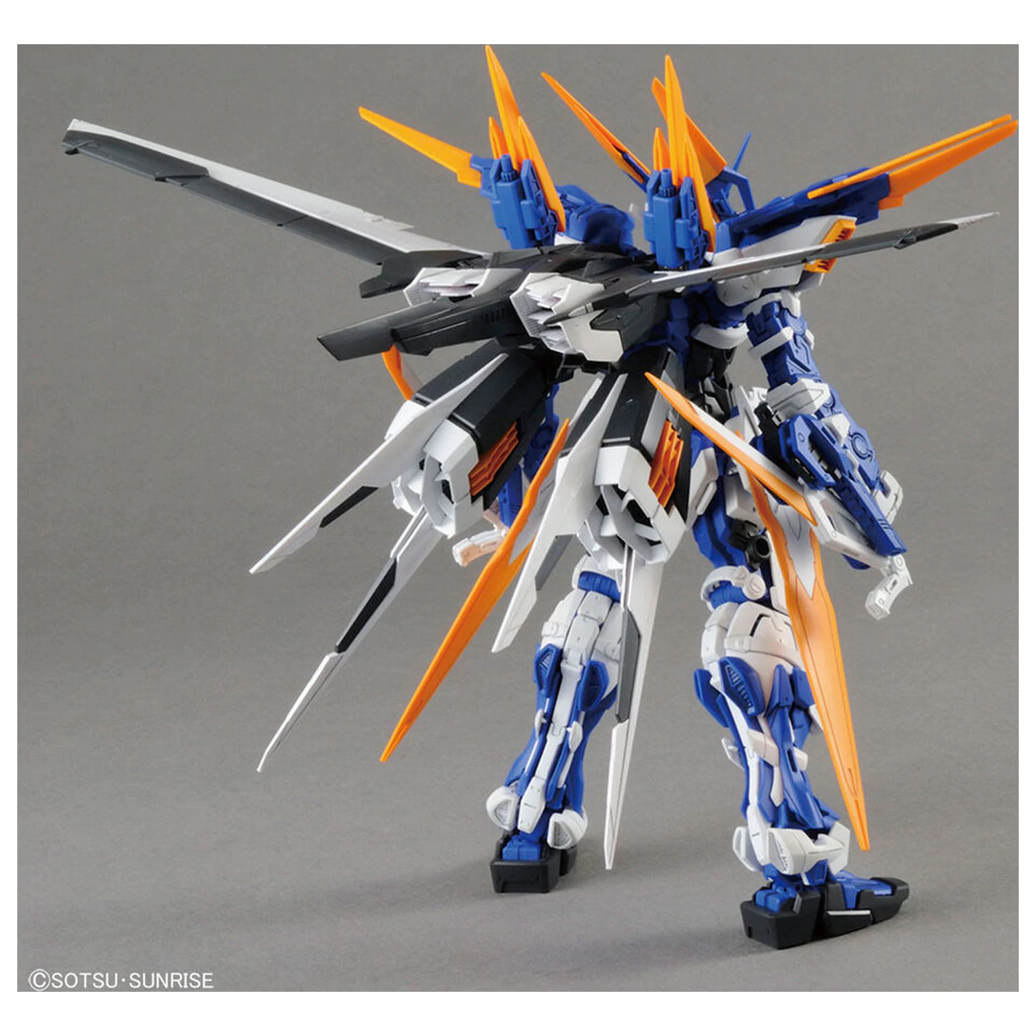 Model Kit MG 1/100 Gundam Astray Blue Frame D product photo