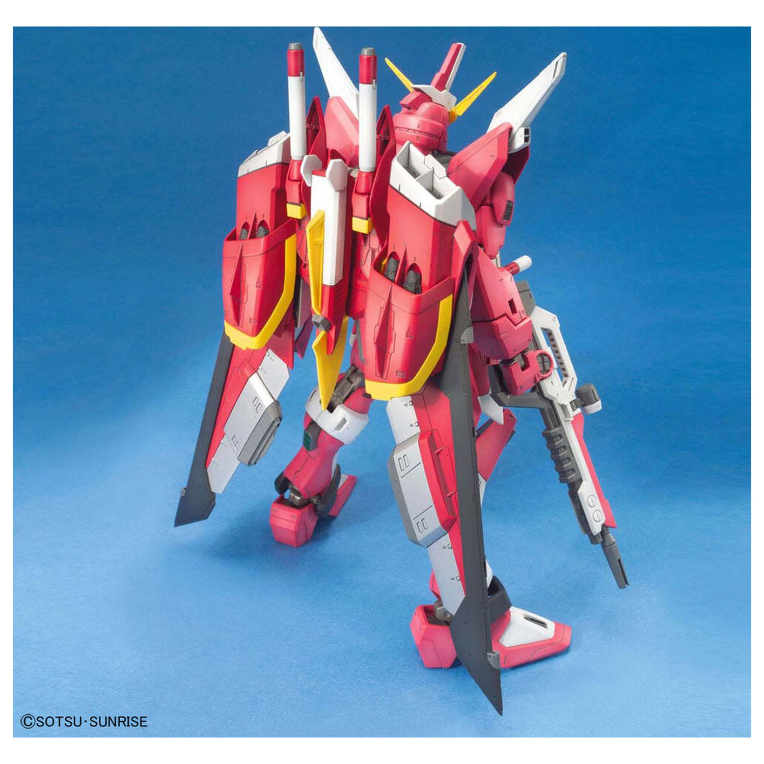 Model Kit MG 1/100 Infinite Justice Gundam product photo