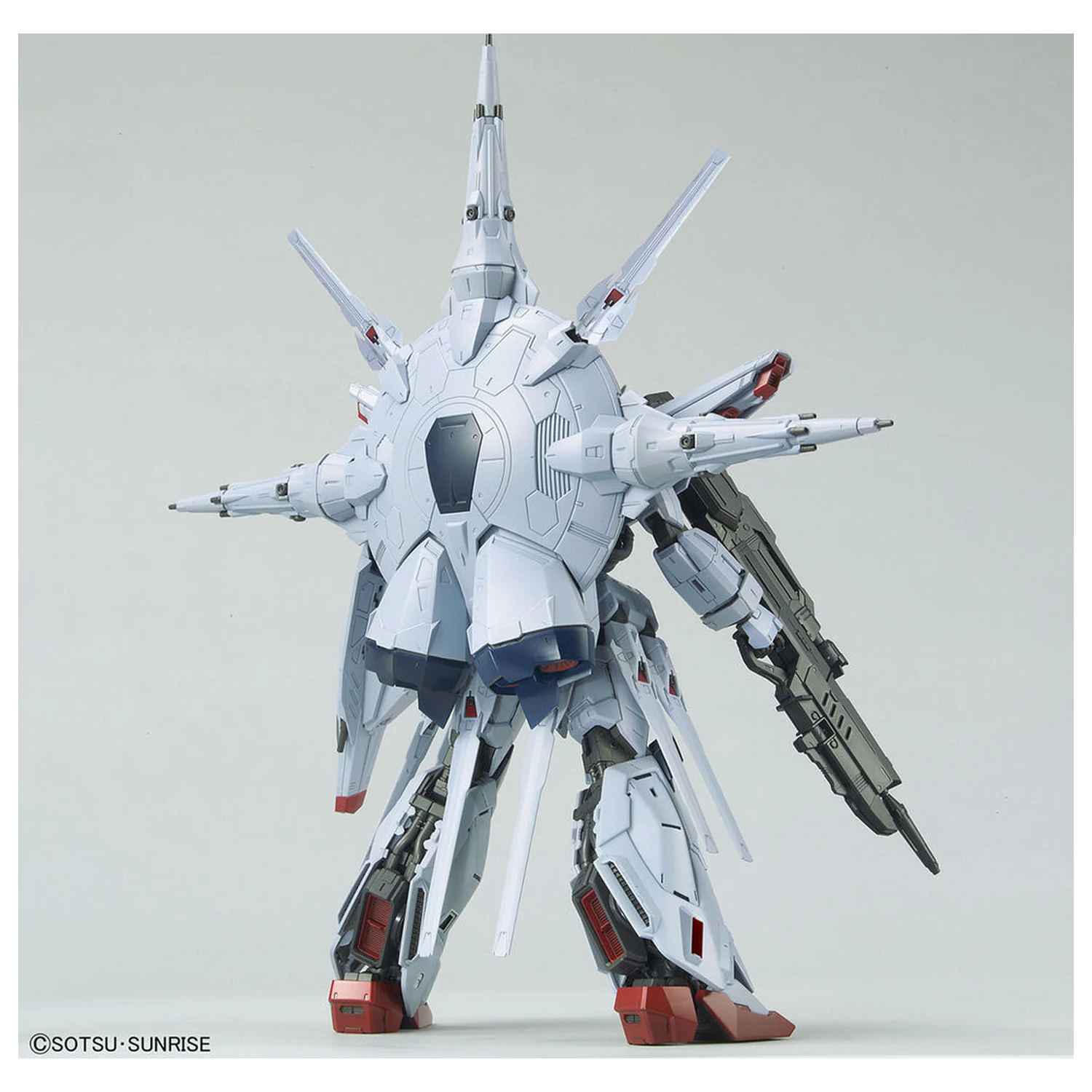 Model Kit MG 1/100 Providence Gundam product photo