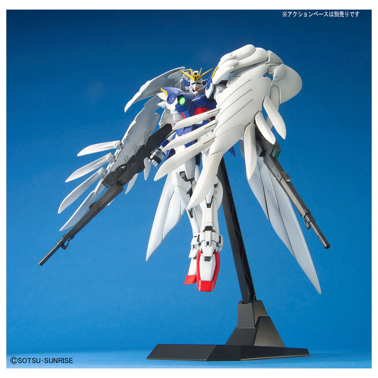Model Kit MG 1/100 Wing Gundam Zero EW product photo
