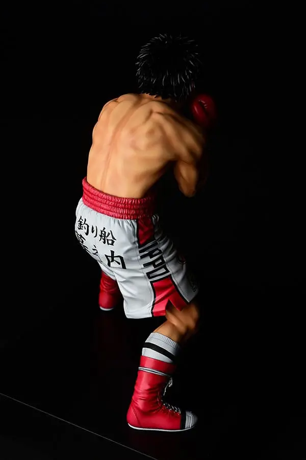 Hajime no Ippo PVC Statue 1/6 Ippo Makunouchi -fighting pose- ver.damage(re-run) 26 cm product photo