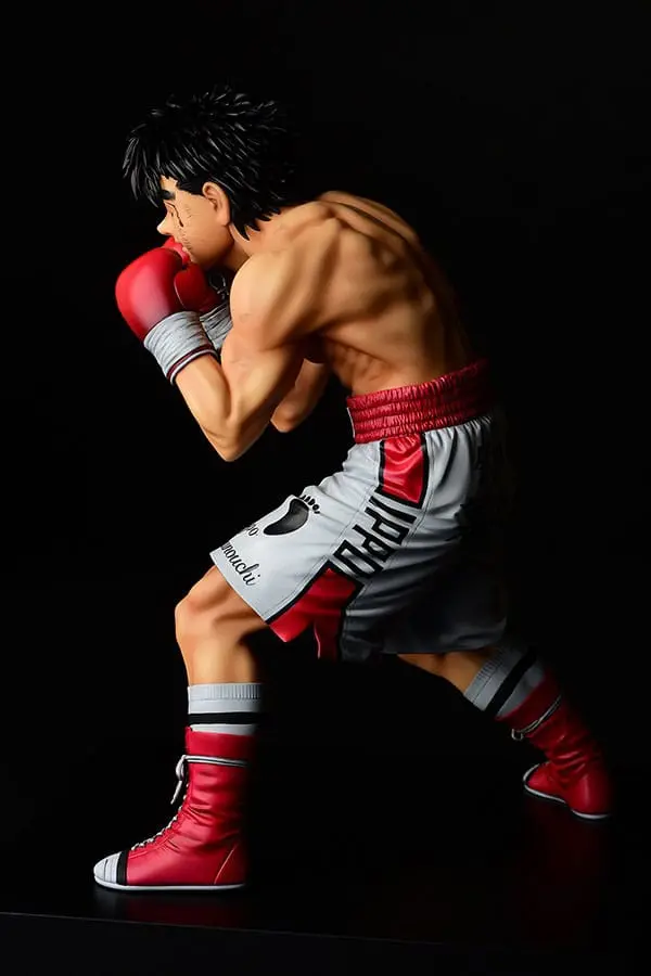 Hajime no Ippo PVC Statue 1/6 Ippo Makunouchi -fighting pose- ver.damage(re-run) 26 cm product photo