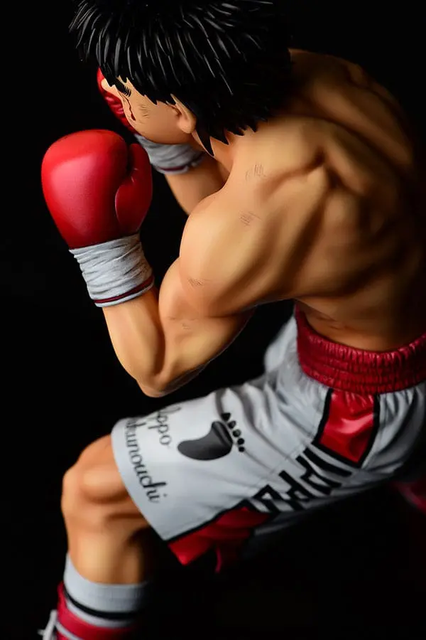 Hajime no Ippo PVC Statue 1/6 Ippo Makunouchi -fighting pose- ver.damage(re-run) 26 cm product photo