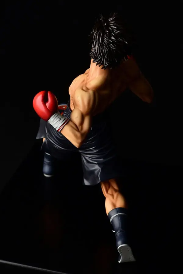 Hajime no Ippo PVC Statue 1/6 Takeshi Sendou Finish Blow Ver. Damage 29 cm product photo