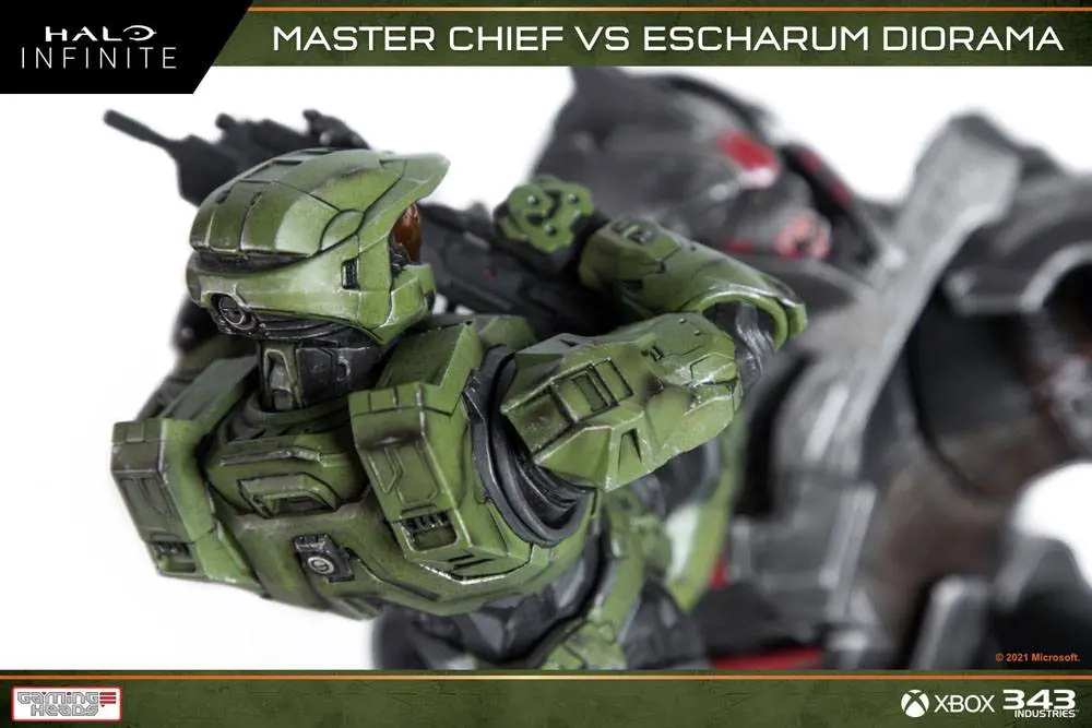 Halo: Infinite Diorama 1/8 Master Chief vs. Escharum 31 cm product photo