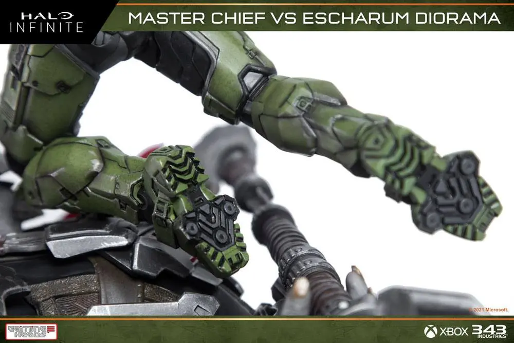 Halo: Infinite Diorama 1/8 Master Chief vs. Escharum 31 cm product photo