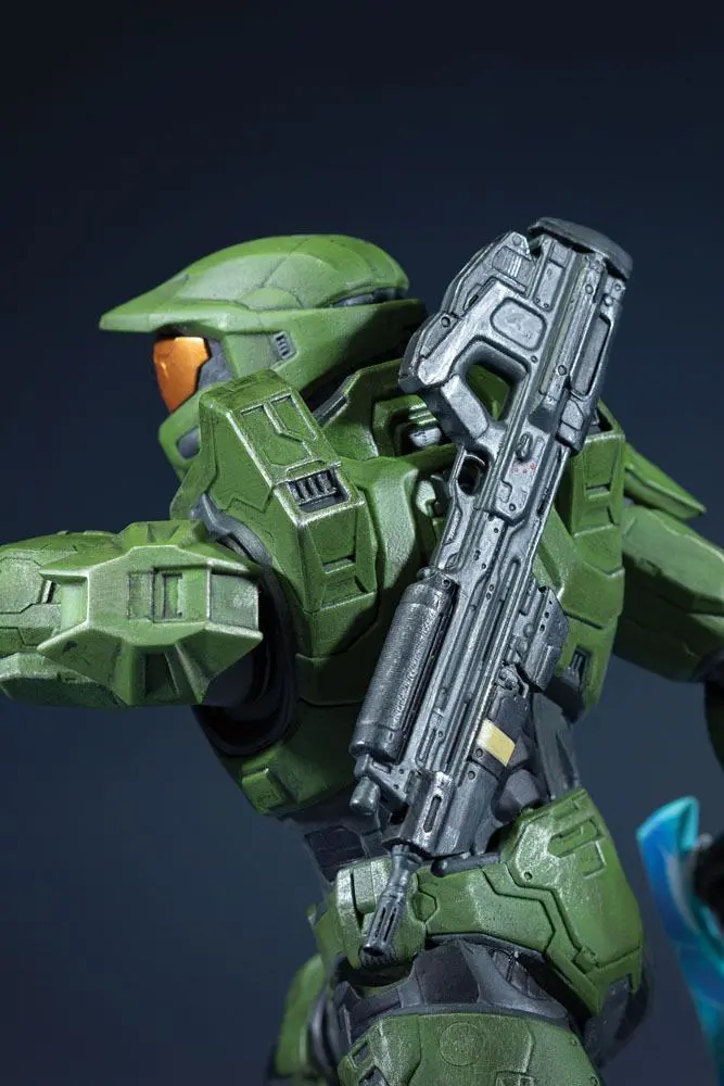 Halo Infinite PVC Statue Master Chief & Grappleshot 26 cm termékfotó