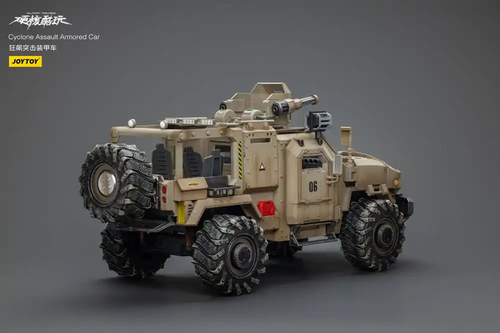 Hardcore Coldplay Vehicle 1/18 Cyclone Assauit Armored Car termékfotó