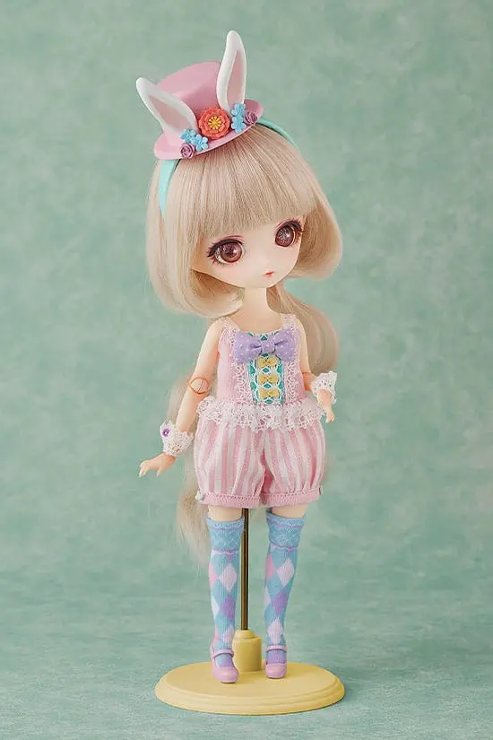 Harmonia Bloom Seasonal Doll Figures Outfit Set: Charlotte (Kirsche) product photo