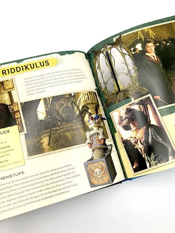 Harry Potter Book Die Zaubersprüche *German Version* product photo