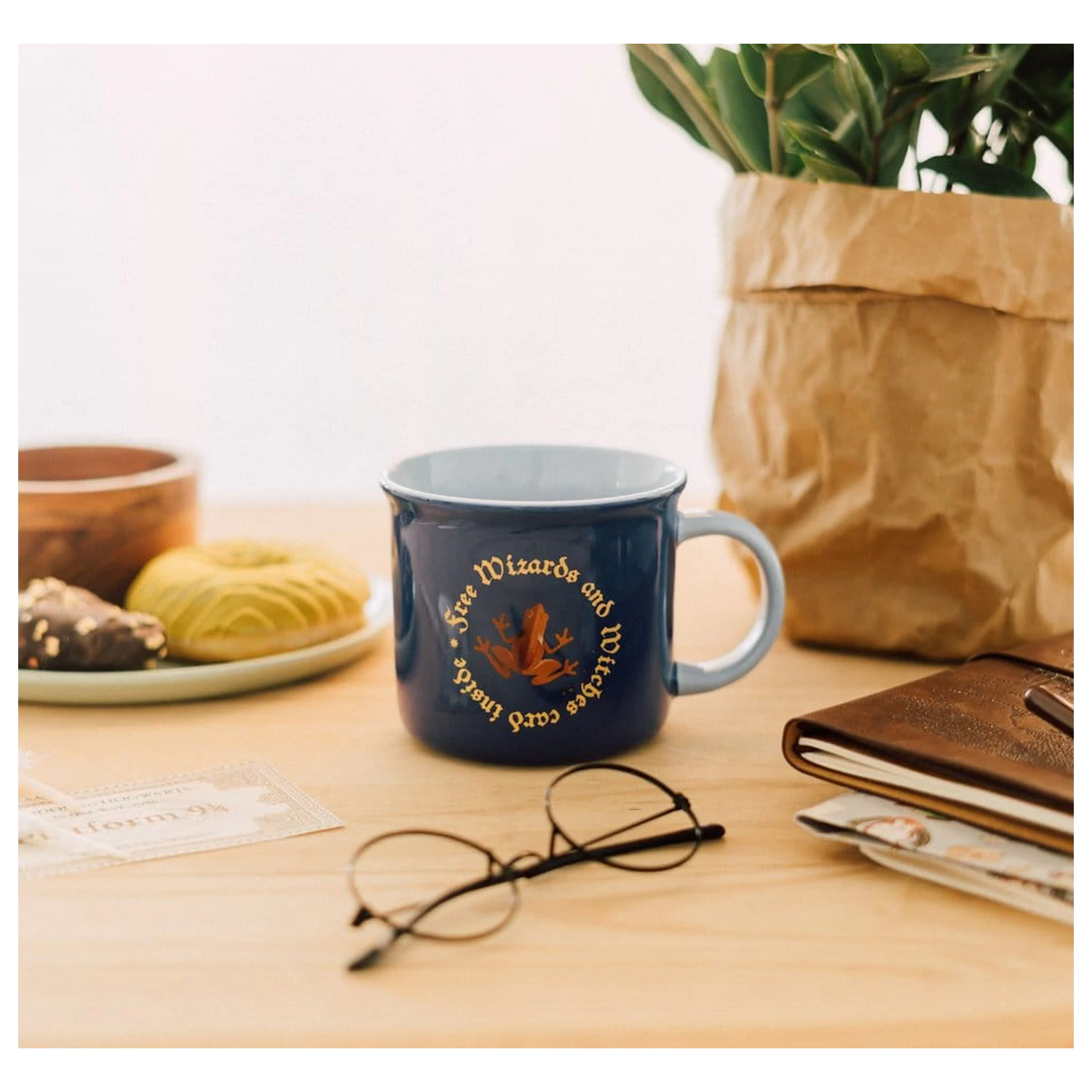 Harry Potter Premium Mug Chocolate Frog  375 ml product photo