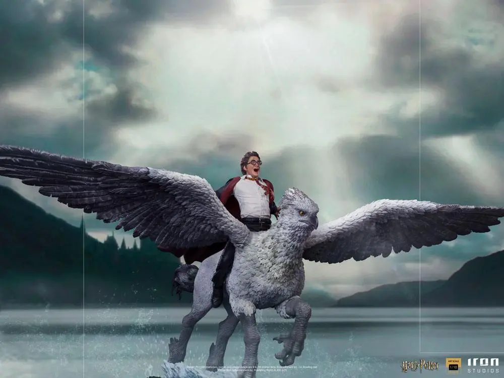 Harry Potter Deluxe Art Scale Statue 1/10 Harry Potter and Buckbeak 30 cm product photo