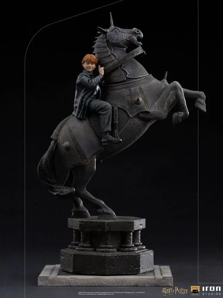 Harry Potter Deluxe Art Scale Statue 1/10 Ron Weasley at the Wizard Chess 35 cm product photo