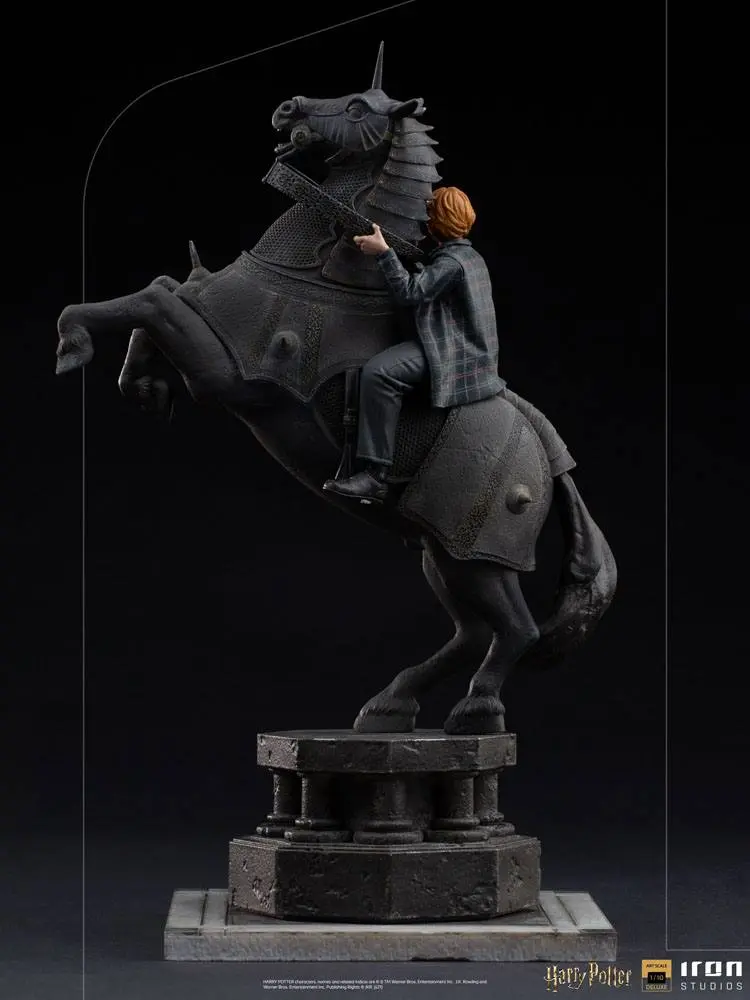 Harry Potter Deluxe Art Scale Statue 1/10 Ron Weasley at the Wizard Chess 35 cm product photo