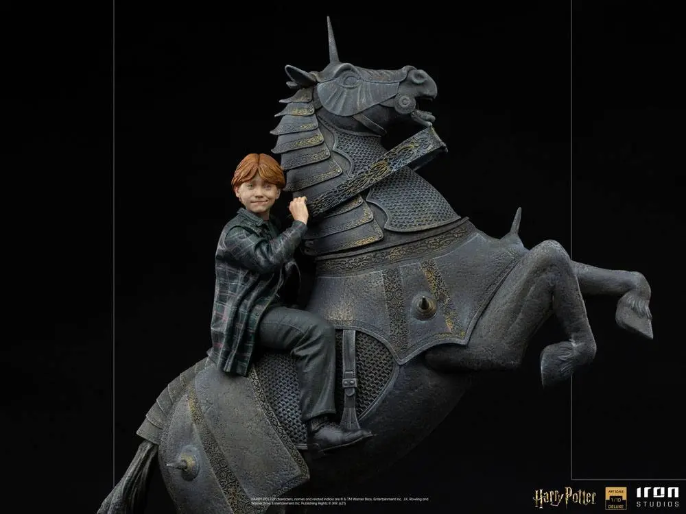 Harry Potter Deluxe Art Scale Statue 1/10 Ron Weasley at the Wizard Chess 35 cm product photo