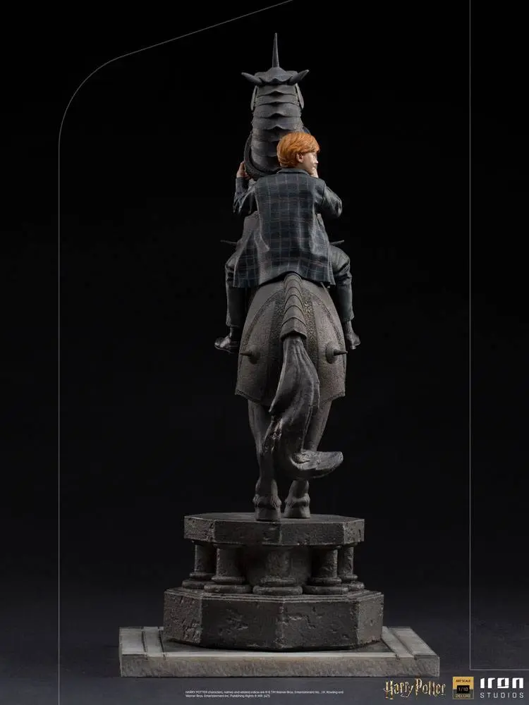Harry Potter Deluxe Art Scale Statue 1/10 Ron Weasley at the Wizard Chess 35 cm product photo