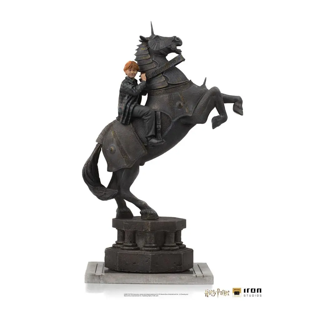 Harry Potter Deluxe Art Scale Statue 1/10 Ron Weasley at the Wizard Chess 35 cm product photo