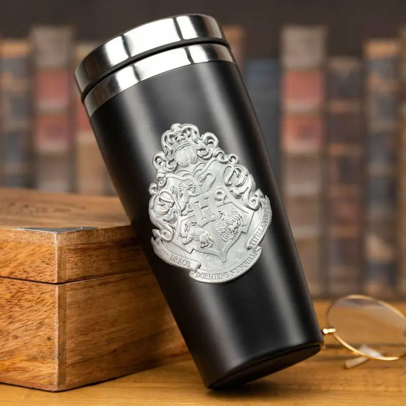 Harry Potter Travel Mug Hogwarts Metal Badge product photo
