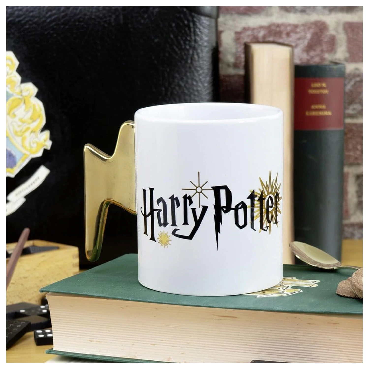 Harry Potter Mug Glasses Lightning Handle 460 ml product photo