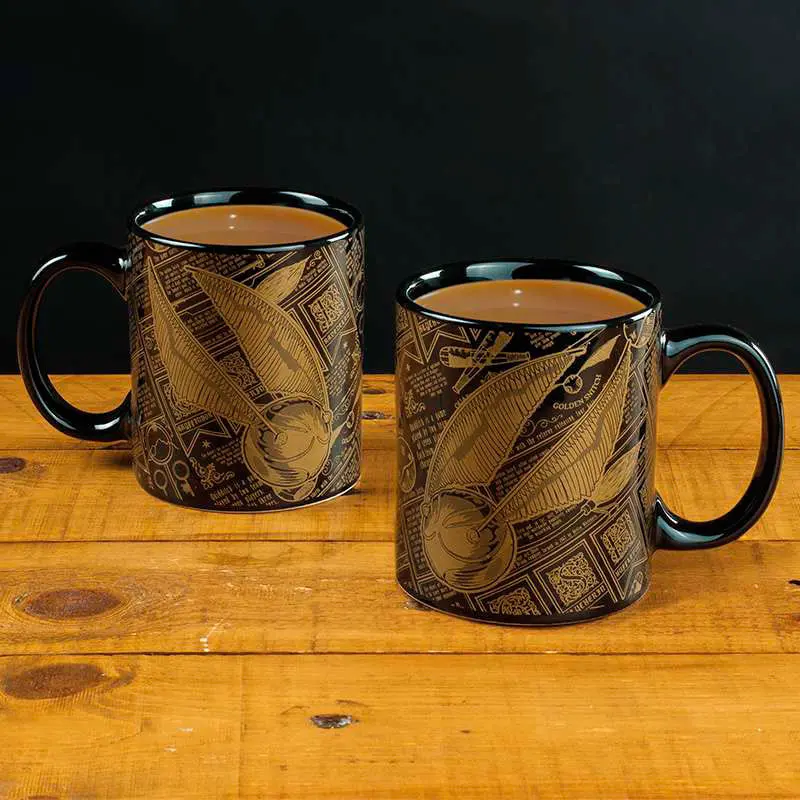 Harry Potter Golden Snitch mug product photo