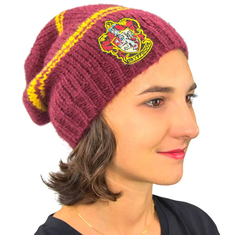 Harry Potter Slouchy Beanie Gryffindor product photo