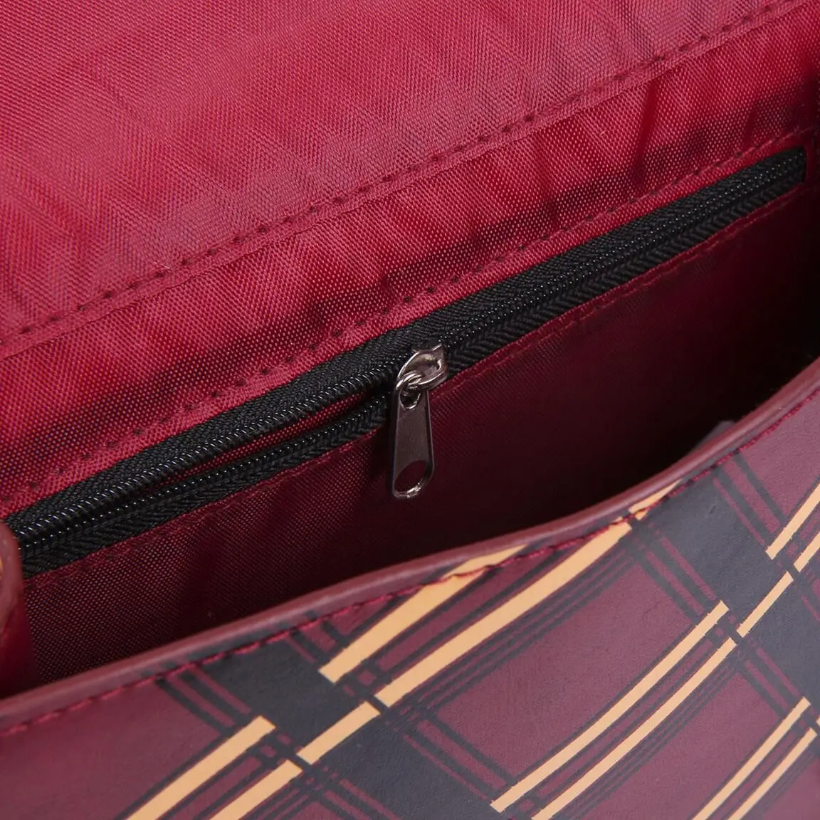 Harry Potter Gryffindor shoulder bag product photo