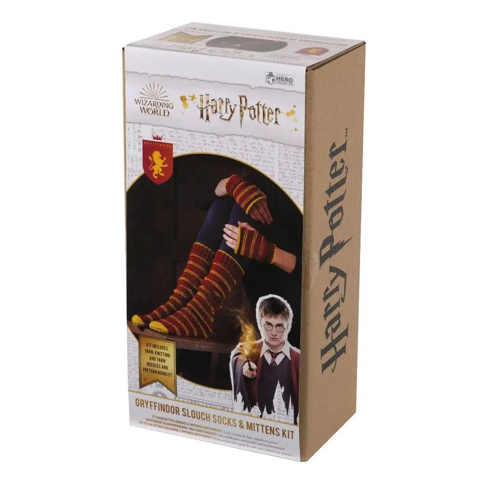 Harry Potter Knitting Kit Slouch Socks and Mittens Gryffindor termékfotó
