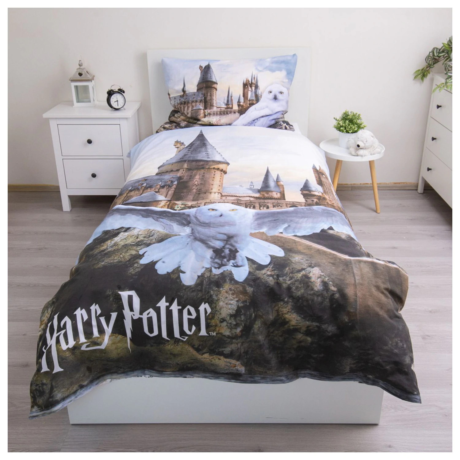 Harry Potter Hedwig Fly Duvet Cover Set product photo