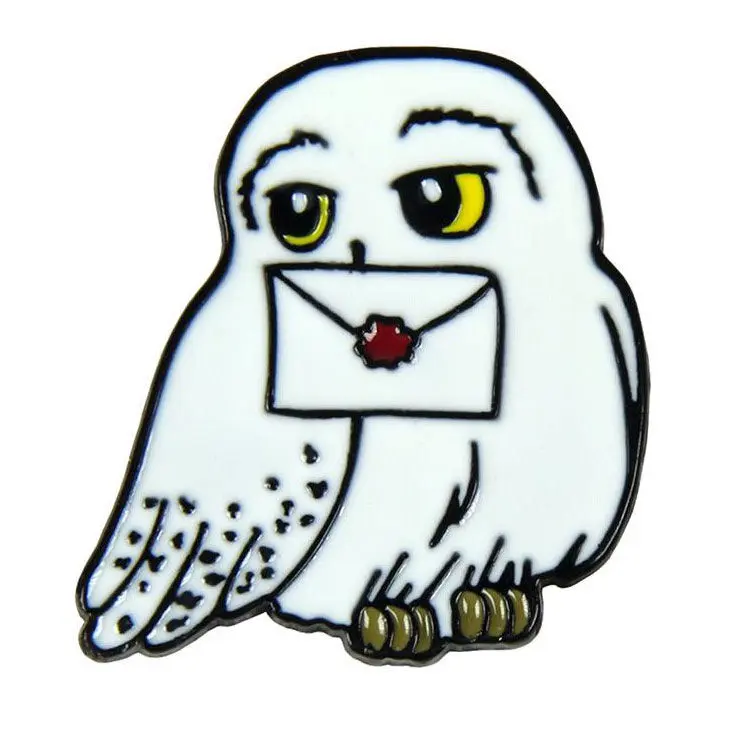 Harry Potter Hedwig bagde product photo