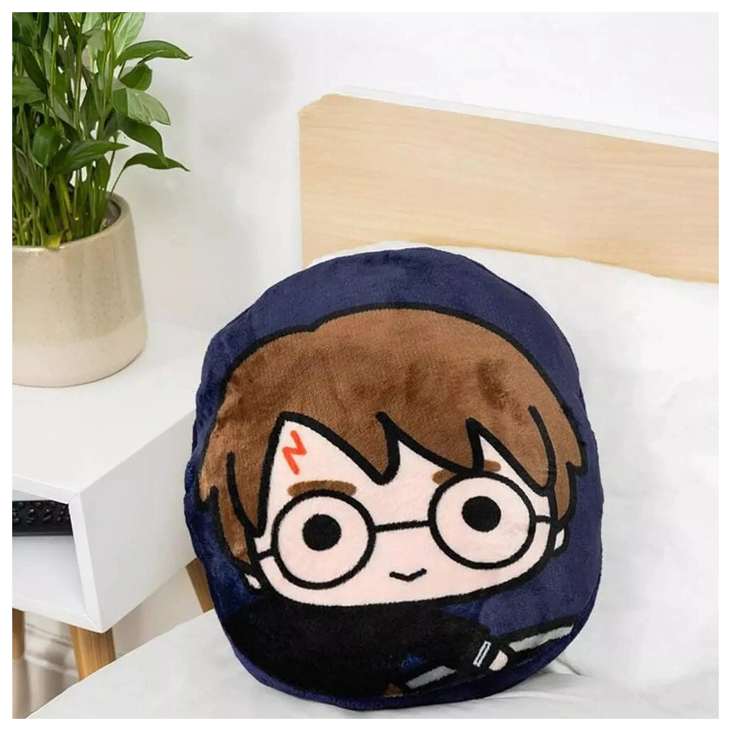 Harry Potter Hogwarts 2 in 1 blanket and cushion product photo
