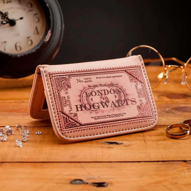 Harry Potter Hogwarts travel card holder product photo