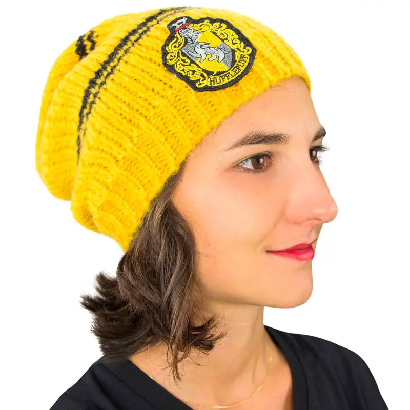 Harry Potter Slouchy Beanie Hufflepuff product photo