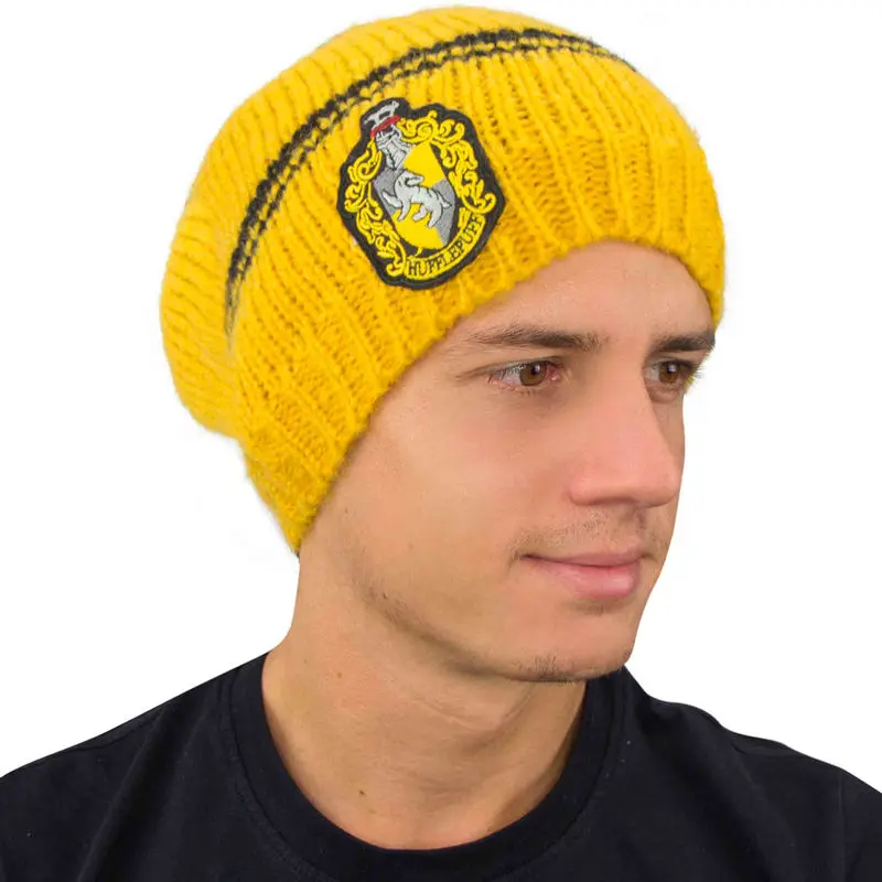 Harry Potter Slouchy Beanie Hufflepuff product photo