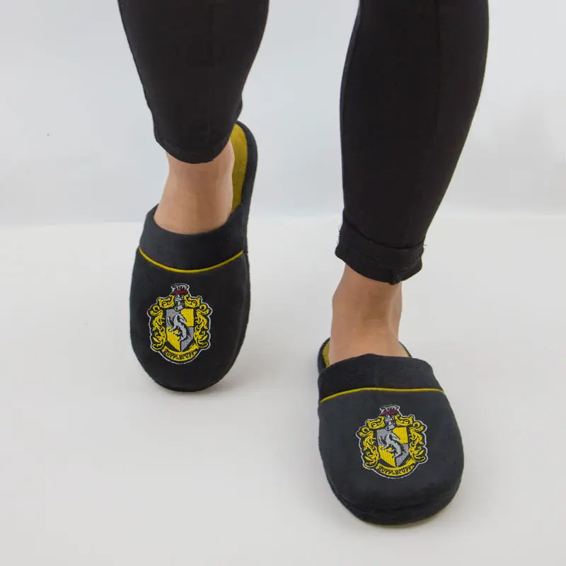 Harry Potter Slippers Hufflepuff Size S/M product photo