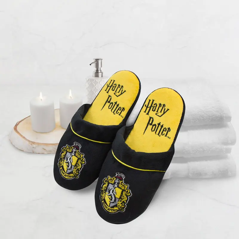 Harry Potter Slippers Hufflepuff Size S/M termékfotó
