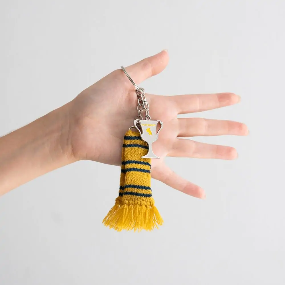 Harry Potter Hufflepuff scarf keychain product photo