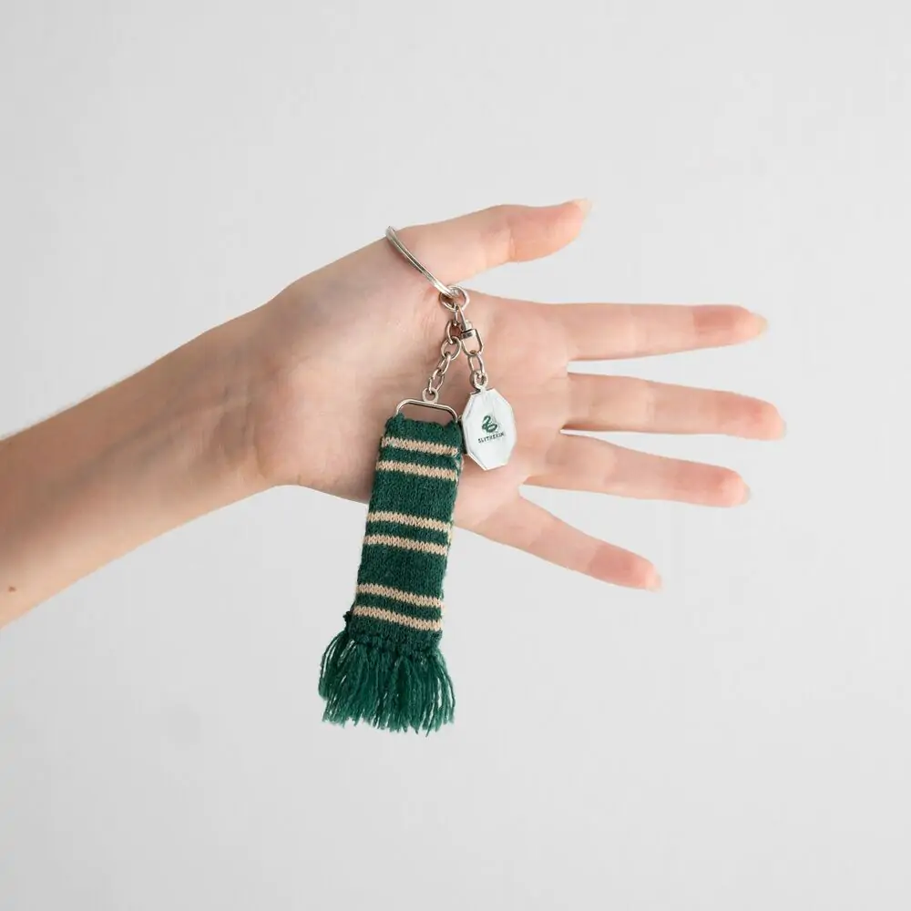 Harry Potter Slytherin scarf keychain product photo