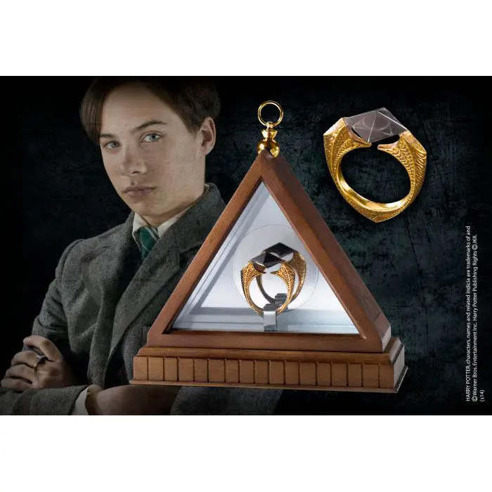 Harry Potter Replica 1/1 Lord Voldemort´s Horcrux Ring (gold-plated) termékfotó