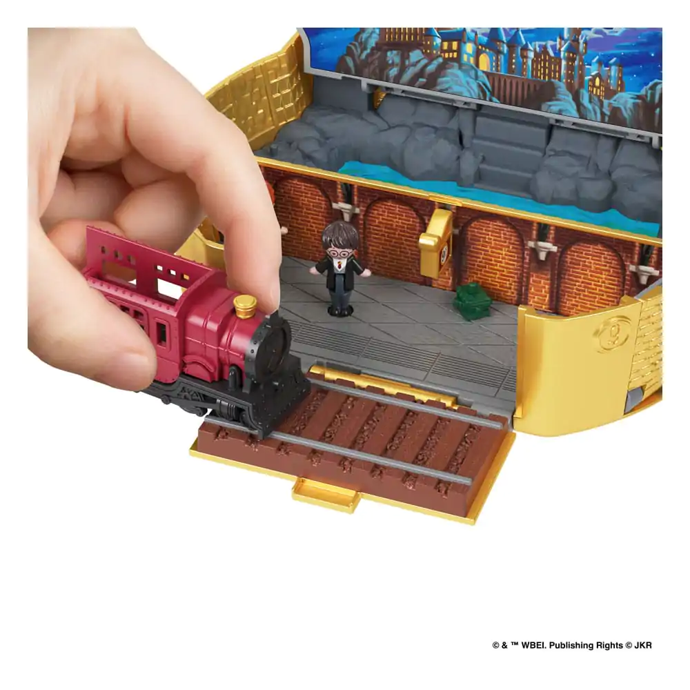 Harry Potter Polly Pocket Mini Figures &amp; Playset product photo